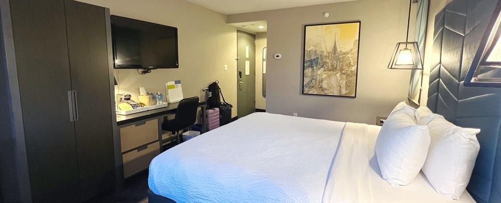 Four Points by Sheraton Manhattan SoHo Village