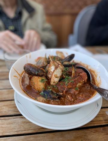 Betty Lous Seafood and Grill