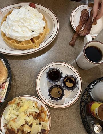 Huck Finn Restaurant